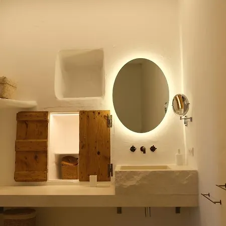 Bini Aumaia إيز ميركاذال