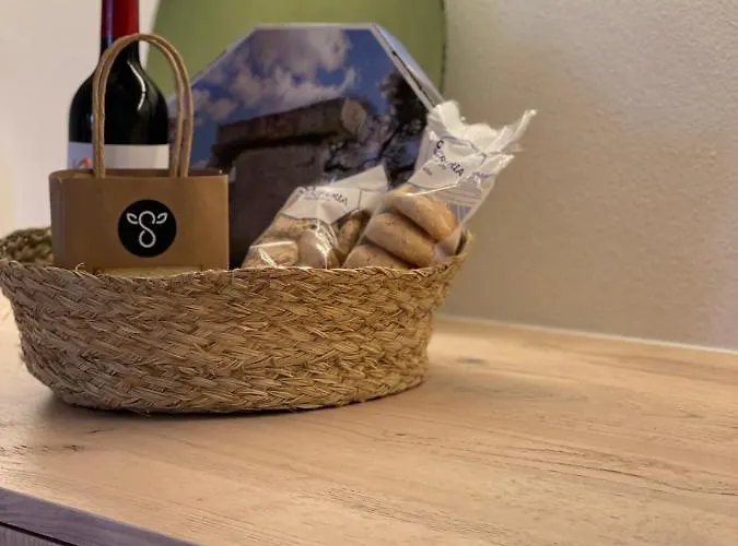 Bini Aumaia בית כפרי אס מרקדל