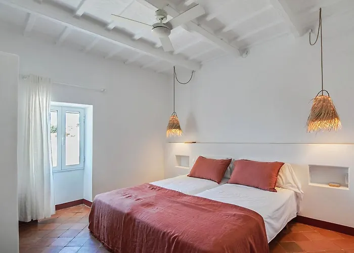 Bini Aumaia בית כפרי *