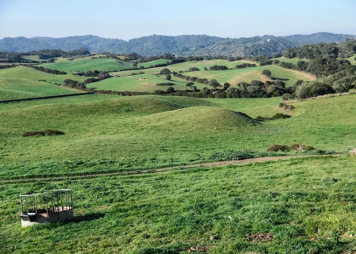 בית כפרי Bini Aumaia *