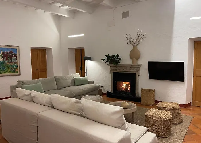 Bini Aumaia בית כפרי אס מרקדל